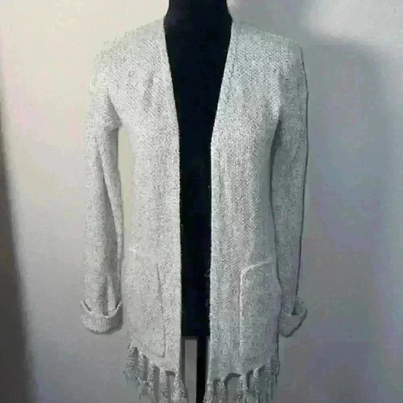 Olive & oak‎ tassel sweater - Picture 5 of 5